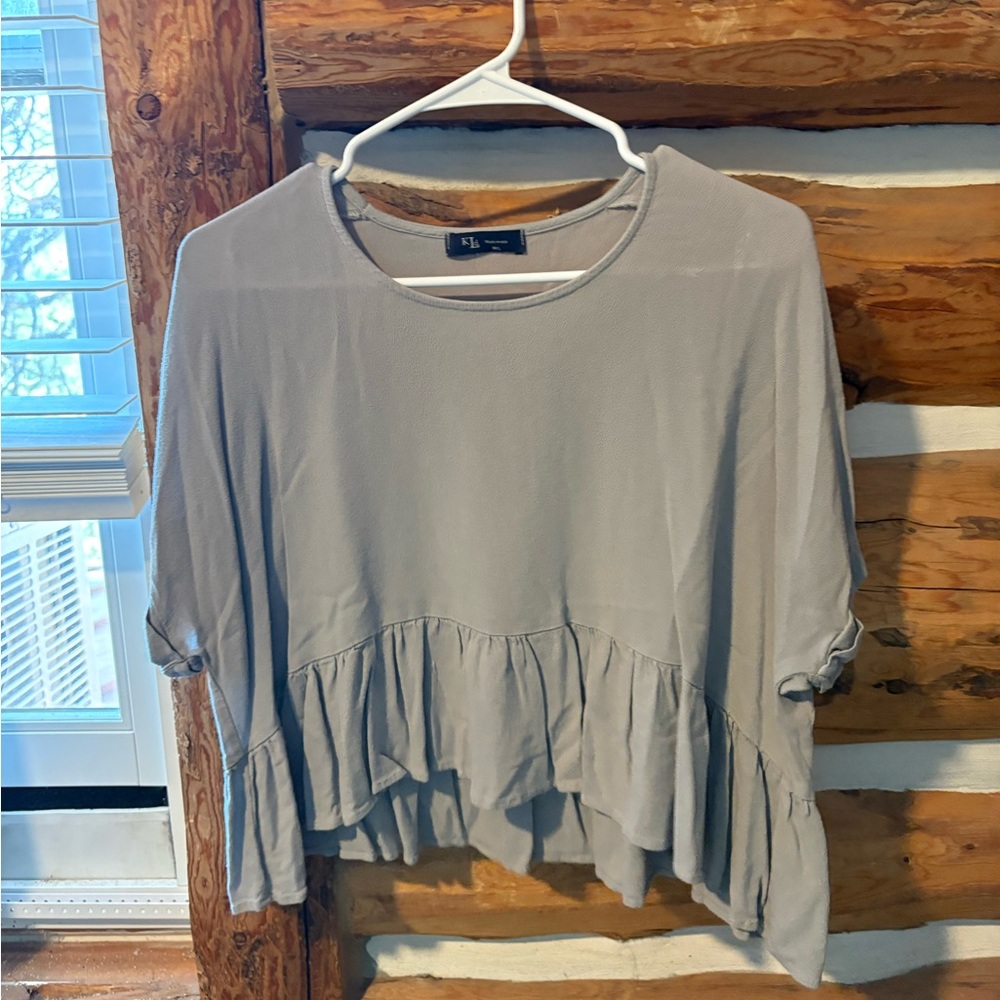 H&M Gray Ruffle Hem Blouse